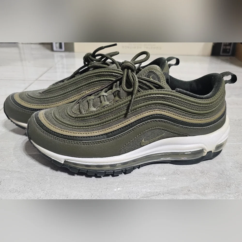 Nike Air Max 97 in Army Green and White Women's Size 8 - Picture 3 of 6